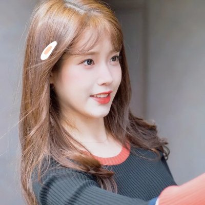 储物柜女孩